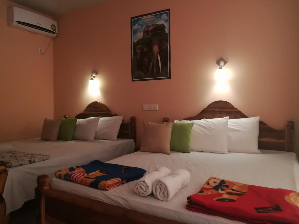 Sigiri La Veranda Lodge Kibissa Buitenkant foto